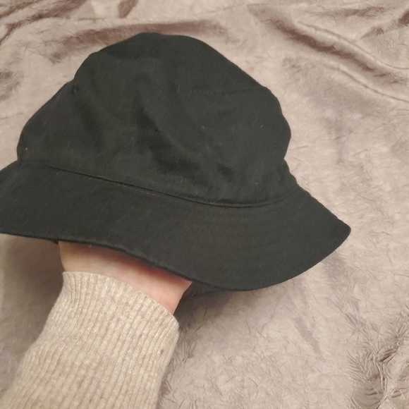 Cute bucket hat - Picture 4 of 6